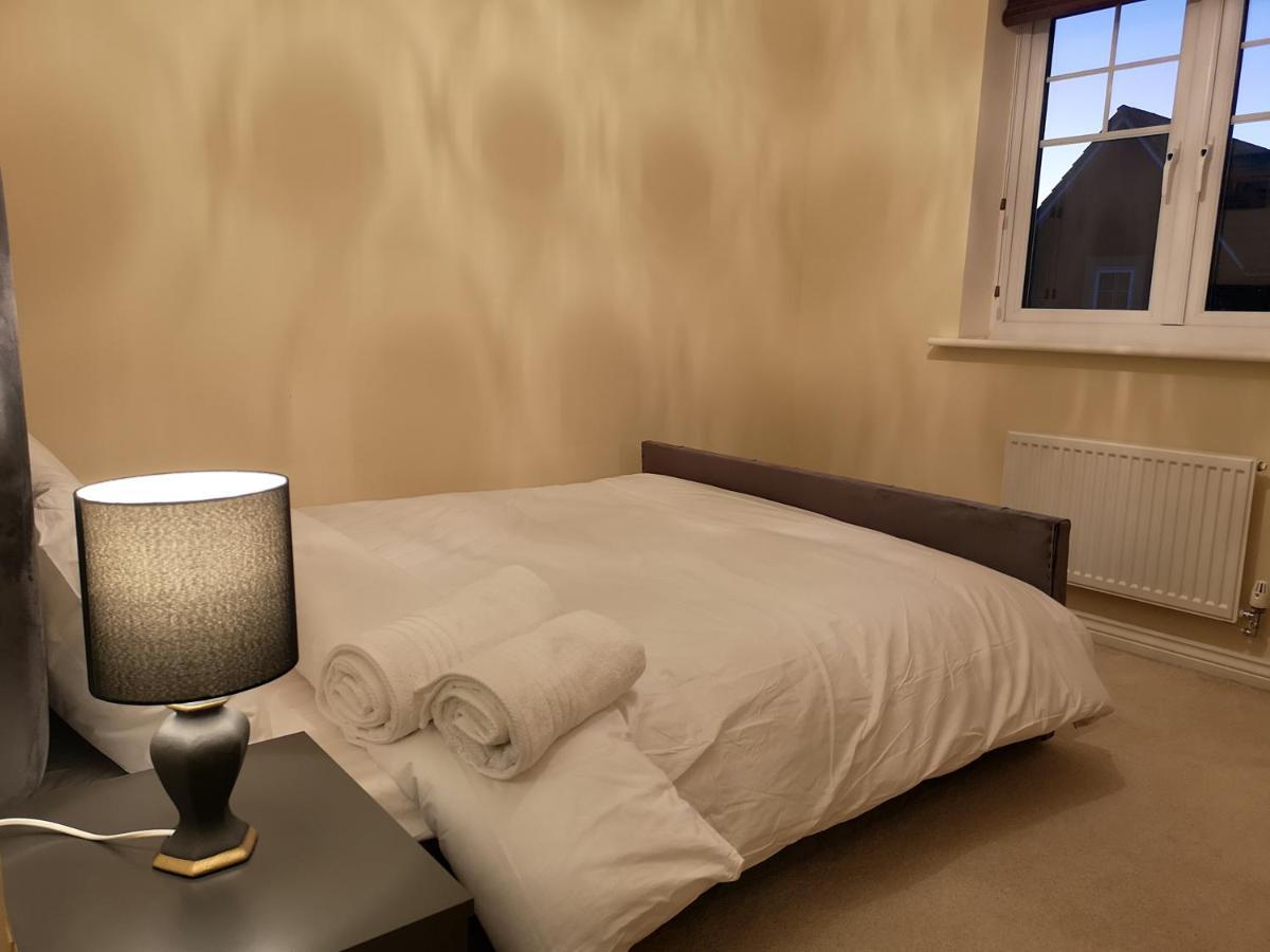 Nightingale Gardens - 4 Bed Detached House - Manchester Apartment Екстериор снимка